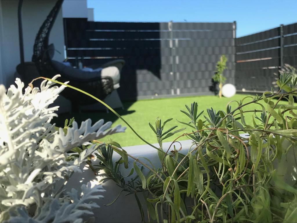Hedonist-Luxury 2 Bedroom Apartment With Private Hot Tub, Garden And Free Parking Trogir Extérieur photo