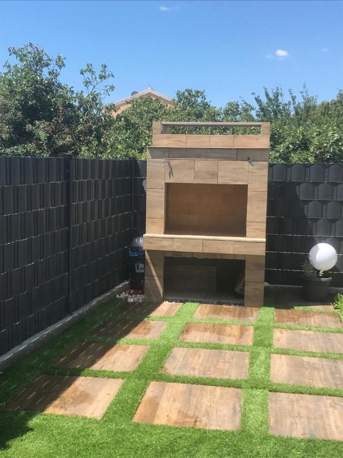 Hedonist-Luxury 2 Bedroom Apartment With Private Hot Tub, Garden And Free Parking Trogir Extérieur photo